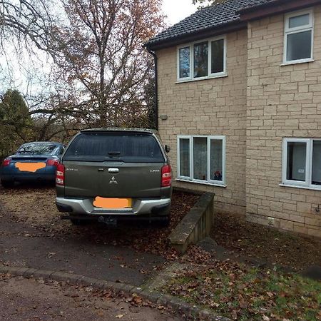 New Cottage Chalford 外观 照片